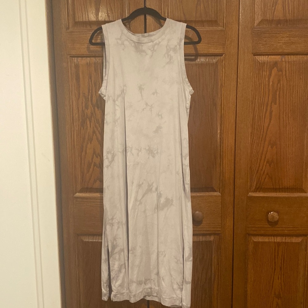 Gray Tie-Dye Midi Dress